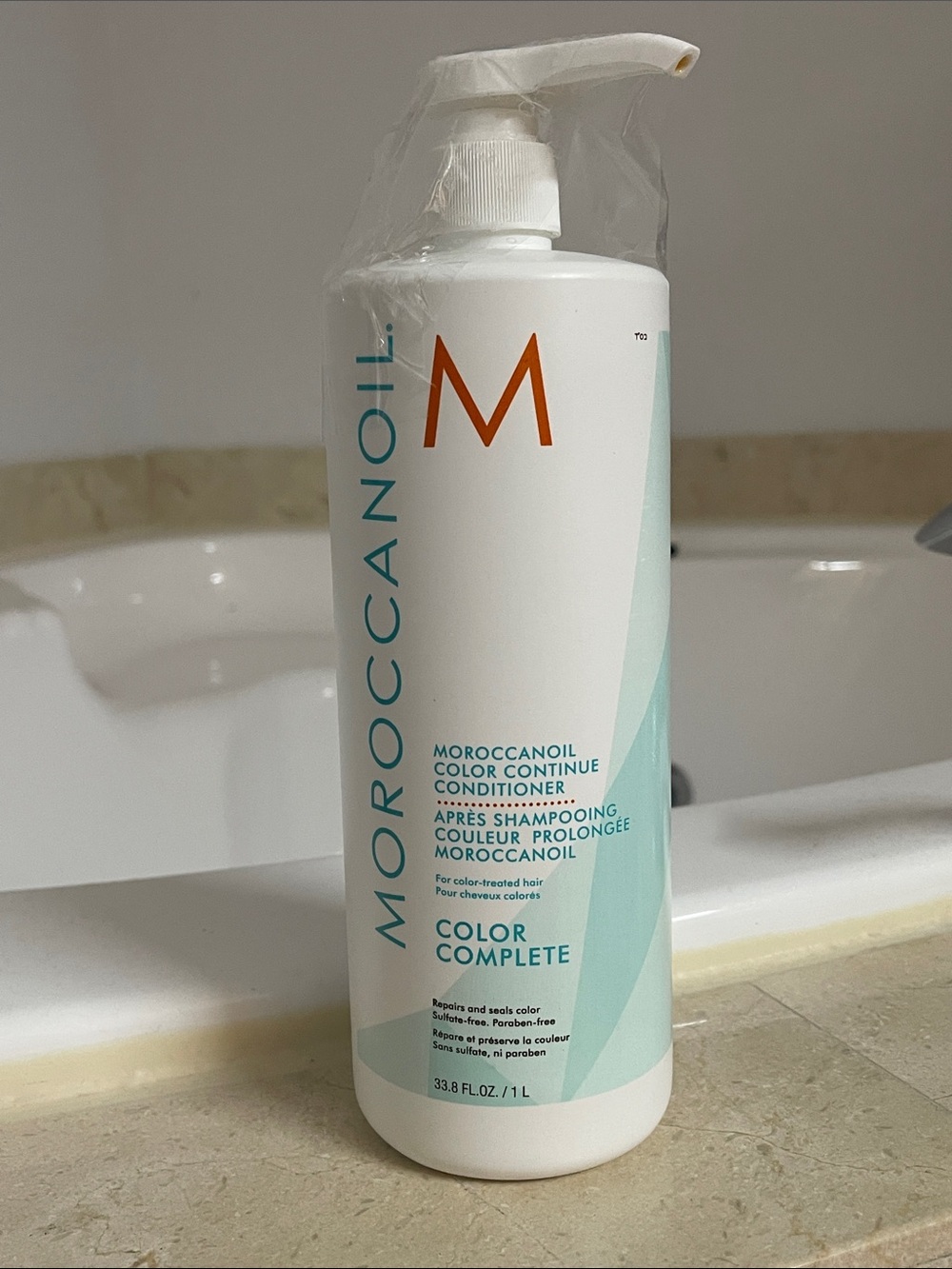 Moroccan Oil Color Complete Color Continue Conditioner 33.8 oz BRAND NEW $85